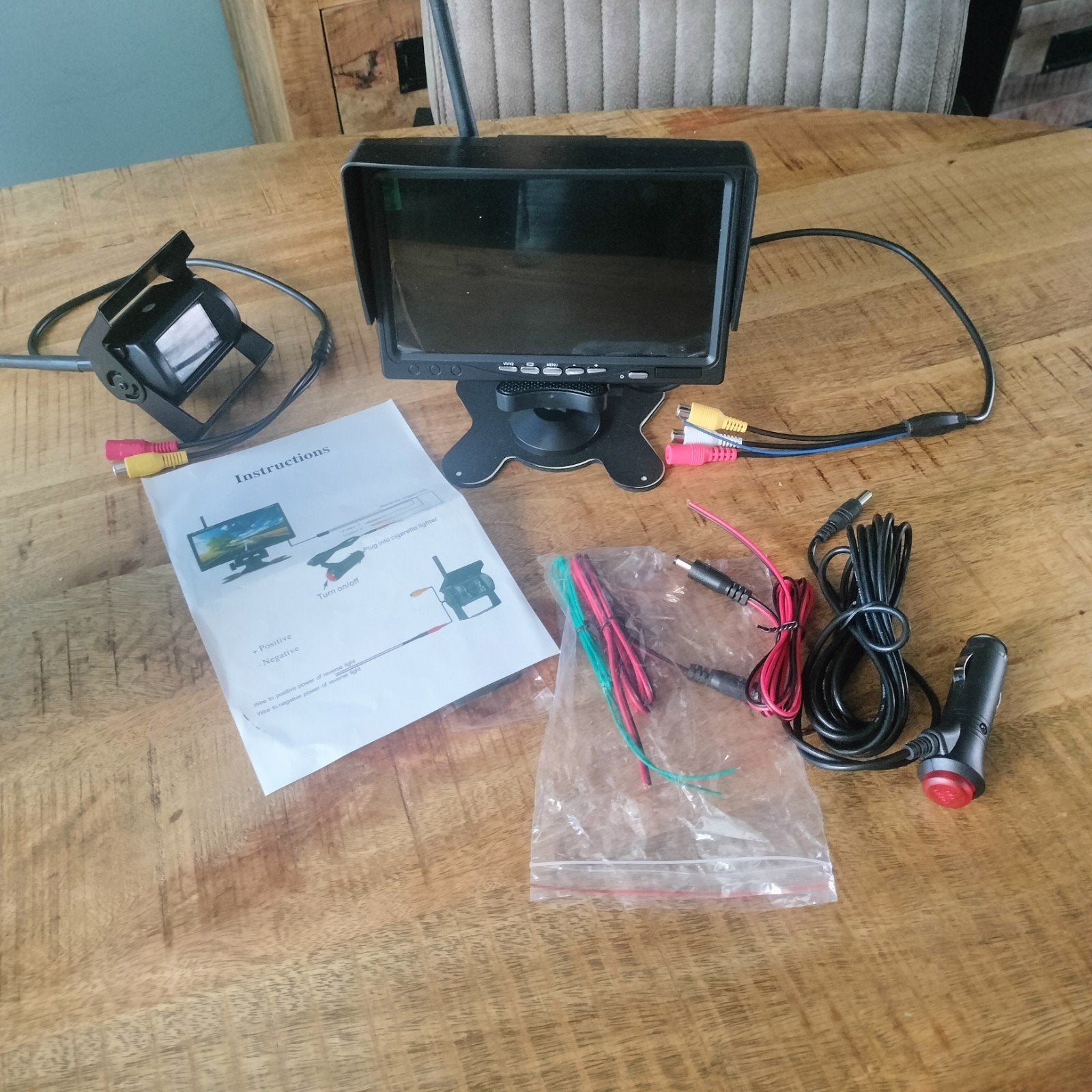 Podofo Draadloze Achteruitrijcamera Set met Monitor, Ophalen of Verzenden, Draadloos, Zo goed als nieuw