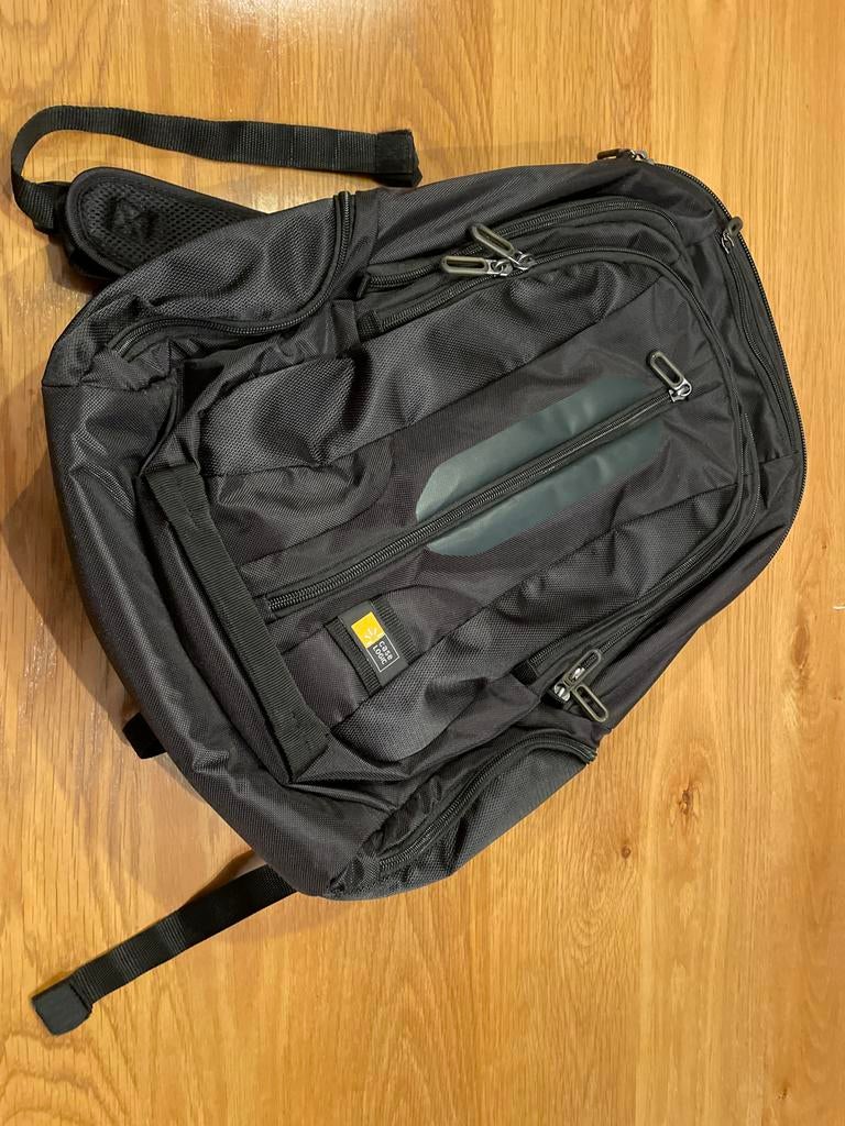 Case Logic Laptop Rugzak - Zwart, Ophalen of Verzenden, Zo goed als nieuw, Zwart, 30 cm of meer