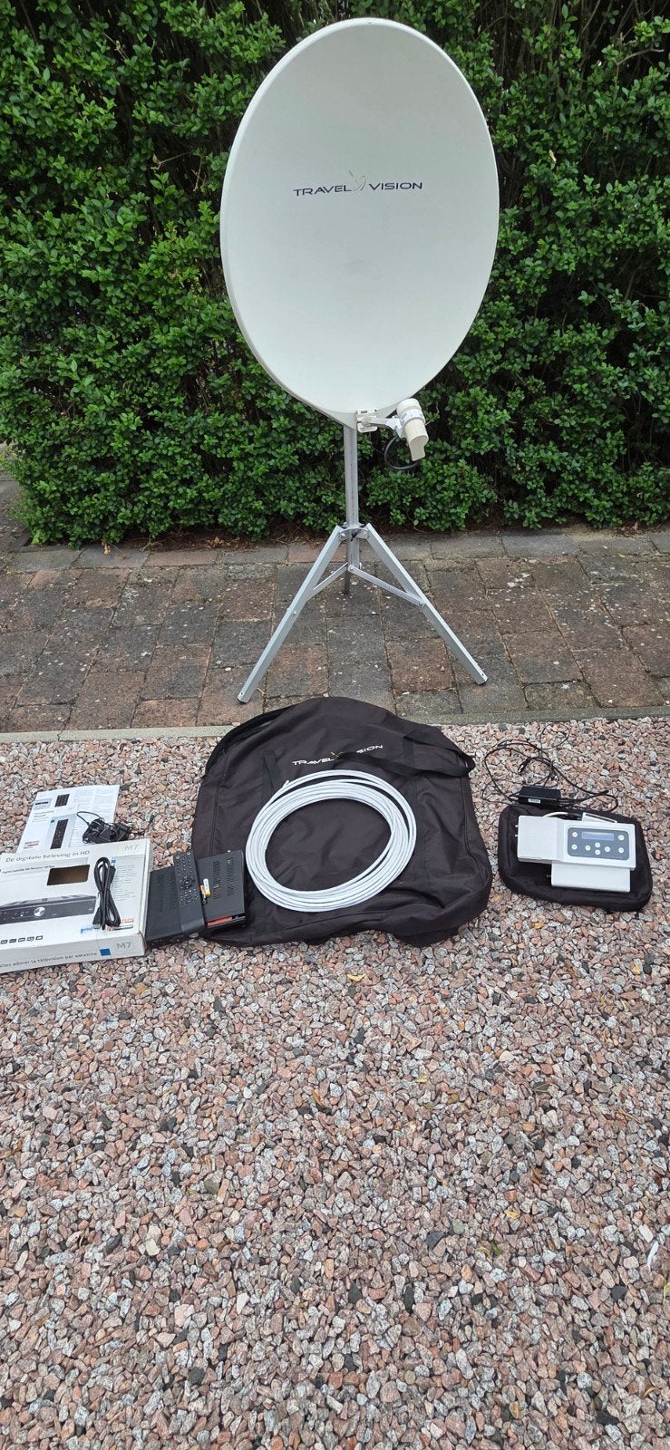 Travel Vision schotelantenne R6 met statief en ontvanger, Audio, Tv en Foto, Schotelantennes, Ophalen, Gebruikt, (Schotel)antenne
