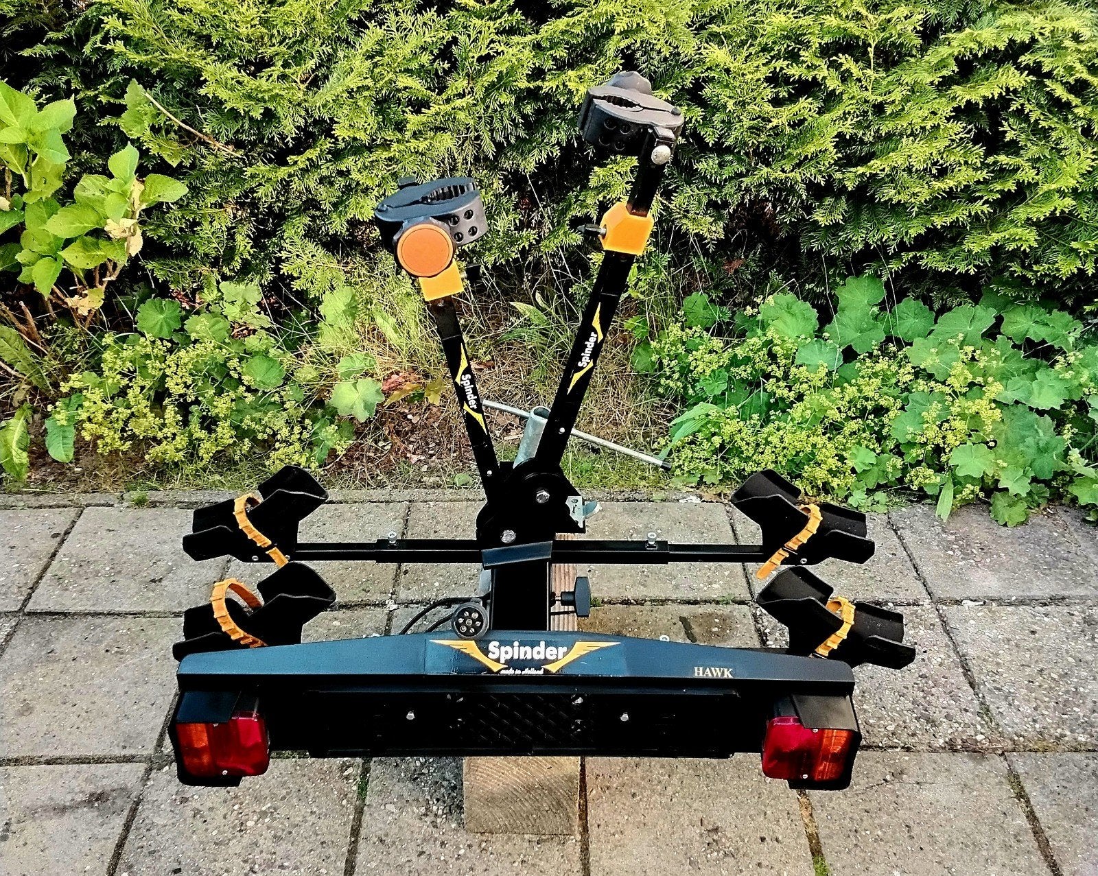 Netjes Spinder Hawk RH-2-F Fietsendrager- 2-fietsen, Ophalen, Brede banden, Zo goed als nieuw, 2 fietsen