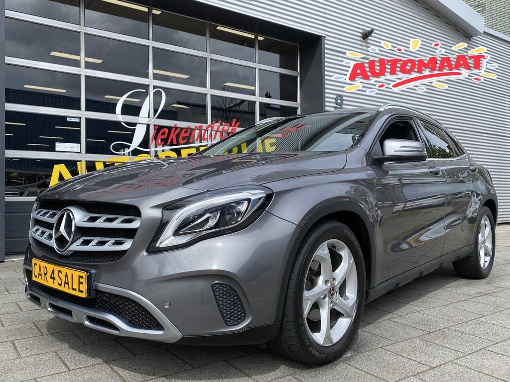 Mercedes-Benz GLA-klasse 180 BlueEFFICIENCY URBAN - Navigati, Auto's, Mercedes-Benz, Gebruikt, Zwart, 715 kg, 122 pk