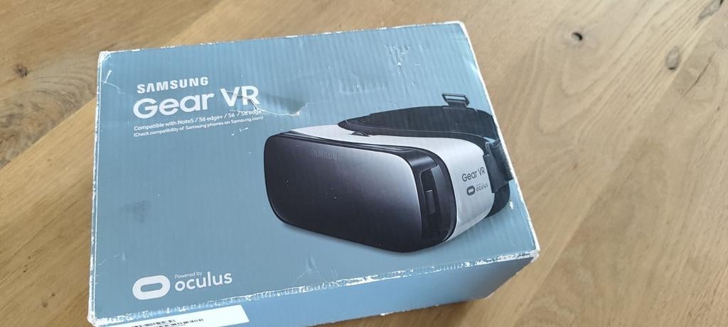 Samsung Gear VR (SM-R322) Virtual Reality Bril, Ophalen of Verzenden, Gebruikt, VR-bril, Telefoon