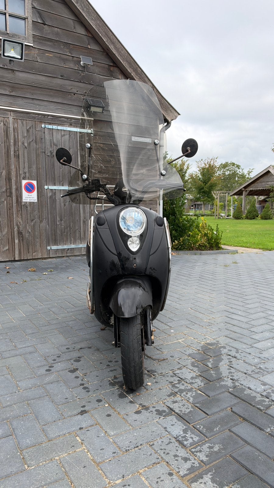 Sym mio 50, Gebruikt, Benzine, 50 cc, Maximaal 25 km/u