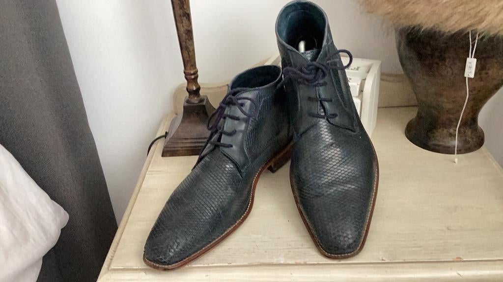 Manfield schoenen donkerblauw Maat 42., Ophalen of Verzenden, Zo goed als nieuw, Blauw