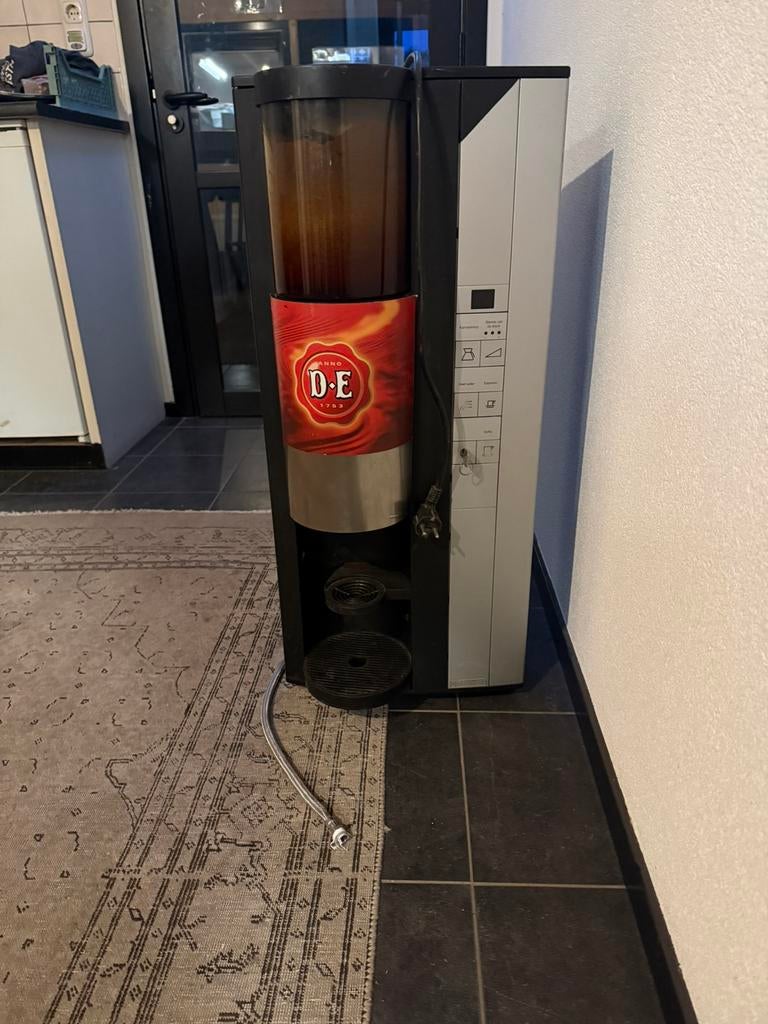 Douwe egberts Gallery, 10 kopjes of meer, Ophalen of Verzenden, Zo goed als nieuw, Koffiemachine