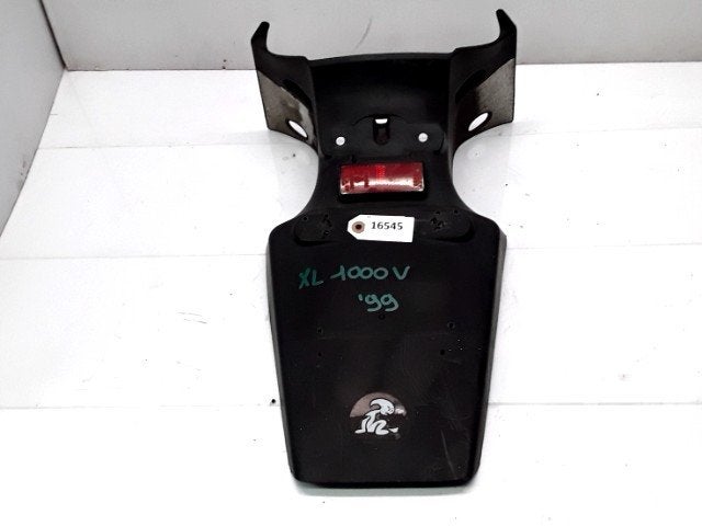 XL1000V 1999 - 2002 Honda Nummerplaathouder D1-27753