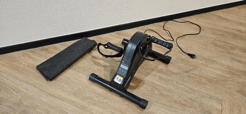 Elektrisch instelbare Hometrainer / bureaufiets, Overige materialen, Gebruikt, Ophalen of Verzenden, Benen