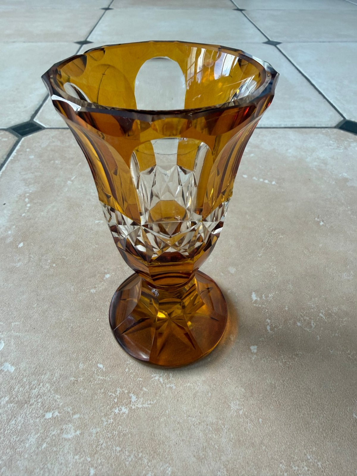 Vintage amberkleurige kristallen vaasje, Ophalen of Verzenden