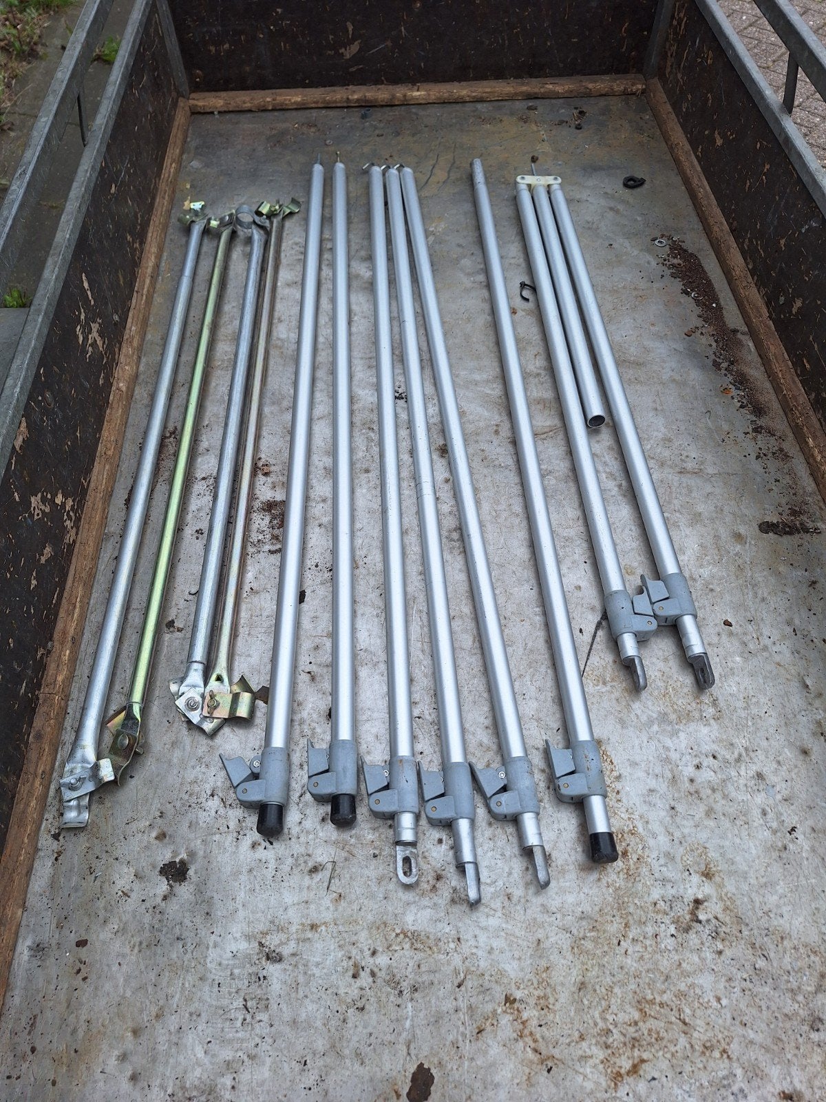 aluminium tentstokken, Ophalen
