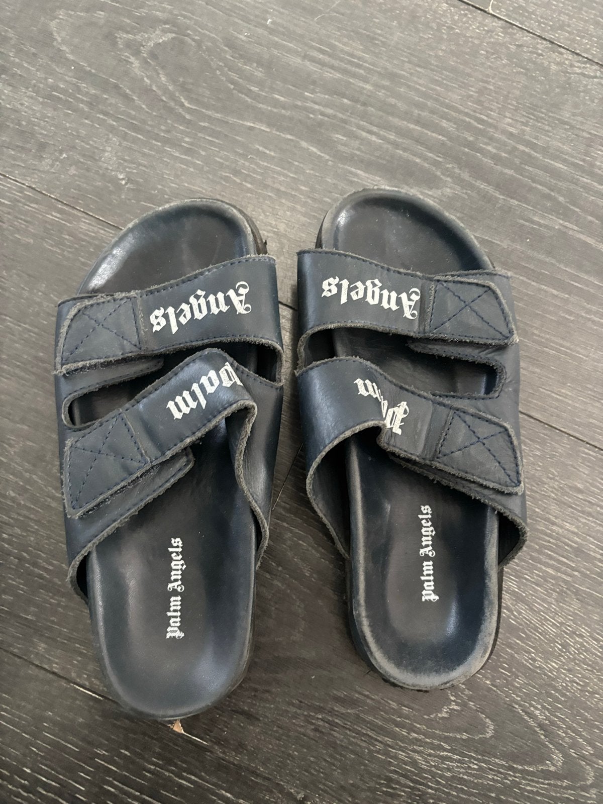 Palm Angels slippers - Gedragen, Kleding | Dames, Ophalen of Verzenden, Gedragen, Zwart, Slippers