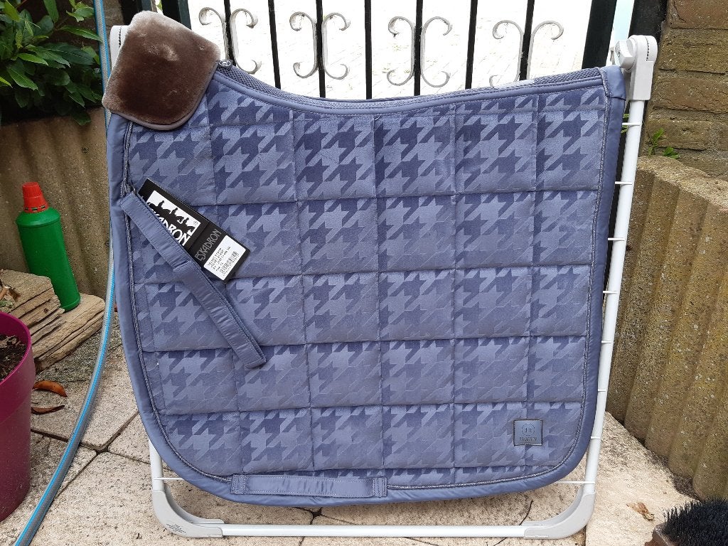 Zadeldek Eskadron velvet stamp nieuw Full doveblue, Ophalen of Verzenden, Nieuw