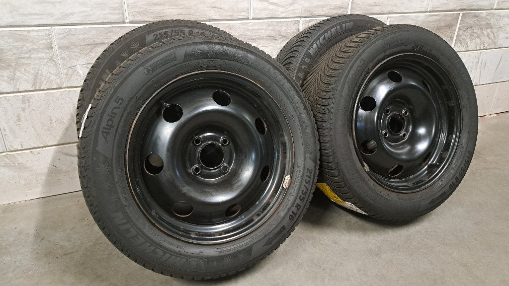 Winterbanden C4 Picasso C3 Grande Panda 3008 5008 215/55/16, 16 inch, Banden en Velgen, Personenwagen, Gebruikt