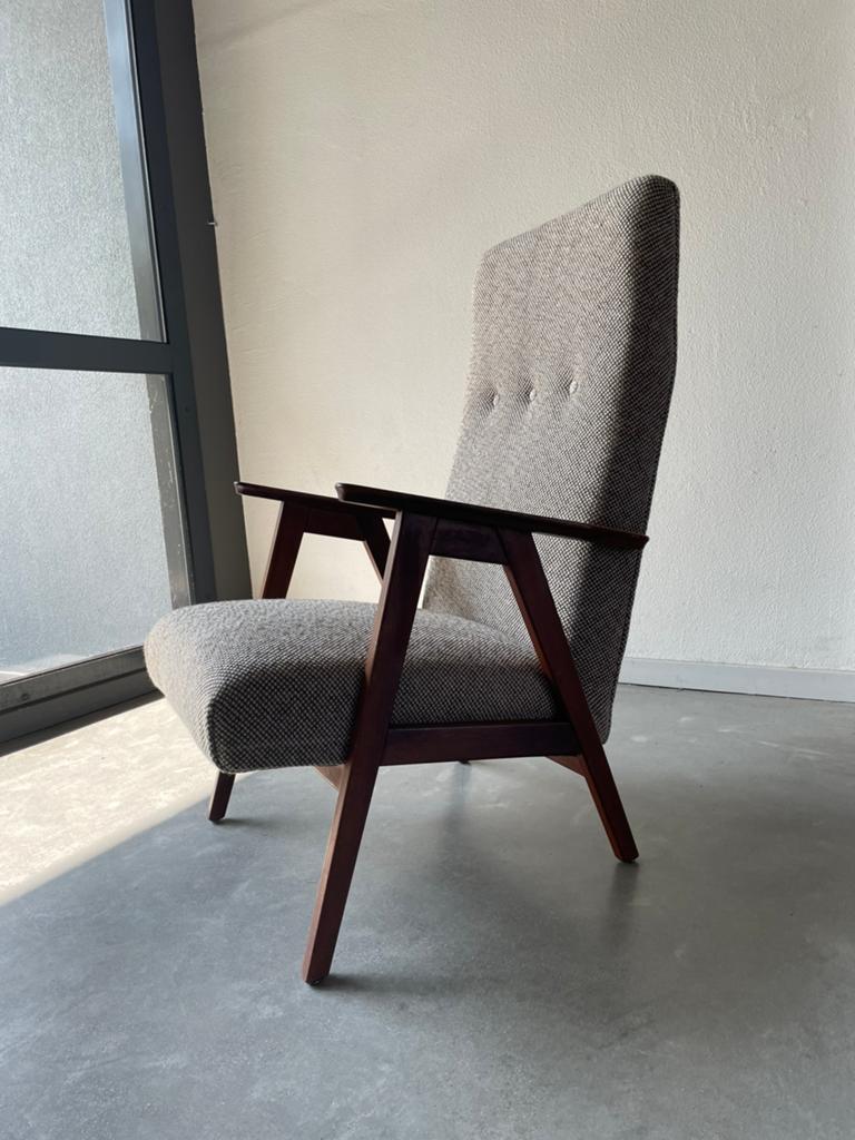 Fauteuil jaren 70 nieuw schuim en nieuwe bekleding, Huis en Inrichting, Fauteuils, Ophalen, ., 2de hands, 75 tot 100 cm