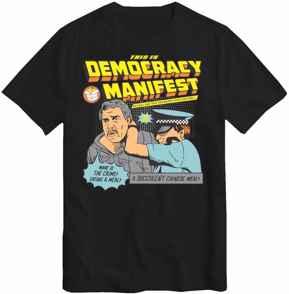 Democracy Manifest T-shirt - Grappig Politie Design, Verzenden, Nieuw, Maat 52/54 (L), Zwart