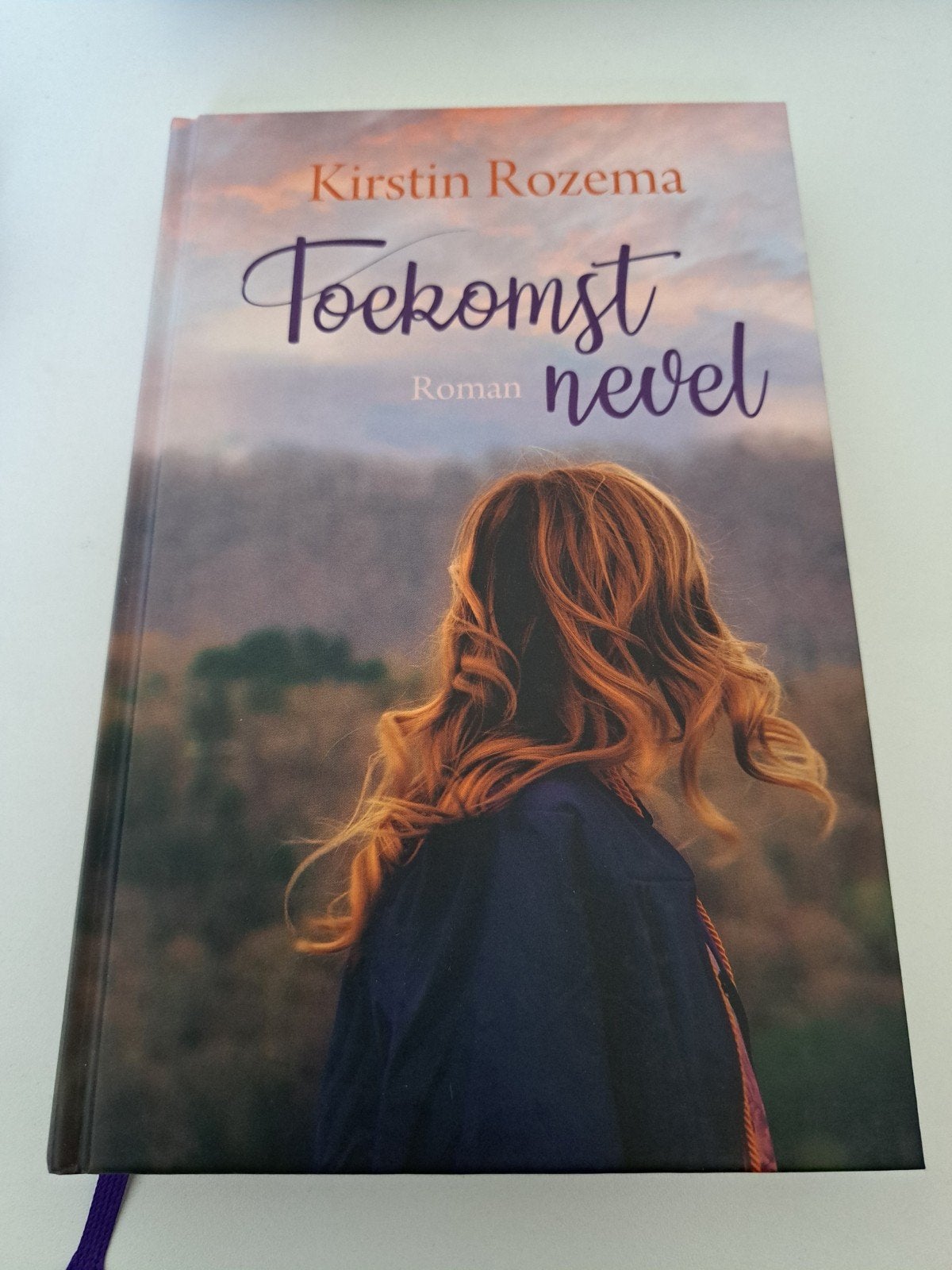 Kirstin Rozema - Toekomstnevel, Ophalen of Verzenden, Zo goed als nieuw