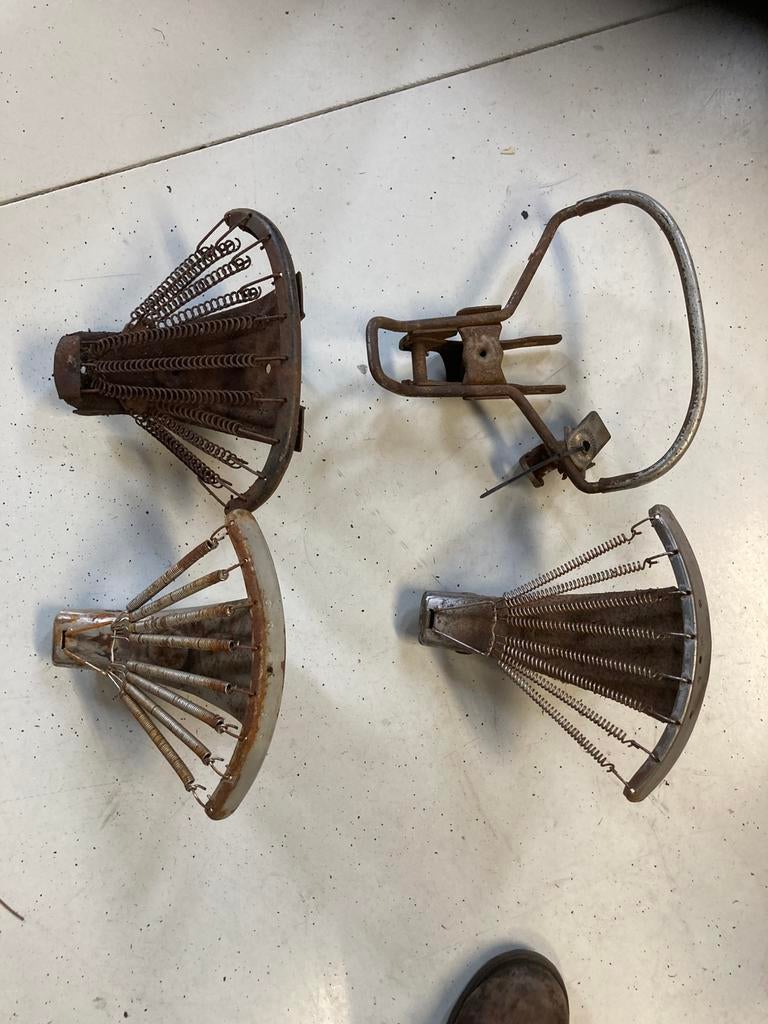 Onderdelen diverse oldtimer zadels brommer, Fietsen en Brommers, Brommeronderdelen | Oldtimers, Ophalen of Verzenden, Gebruikt