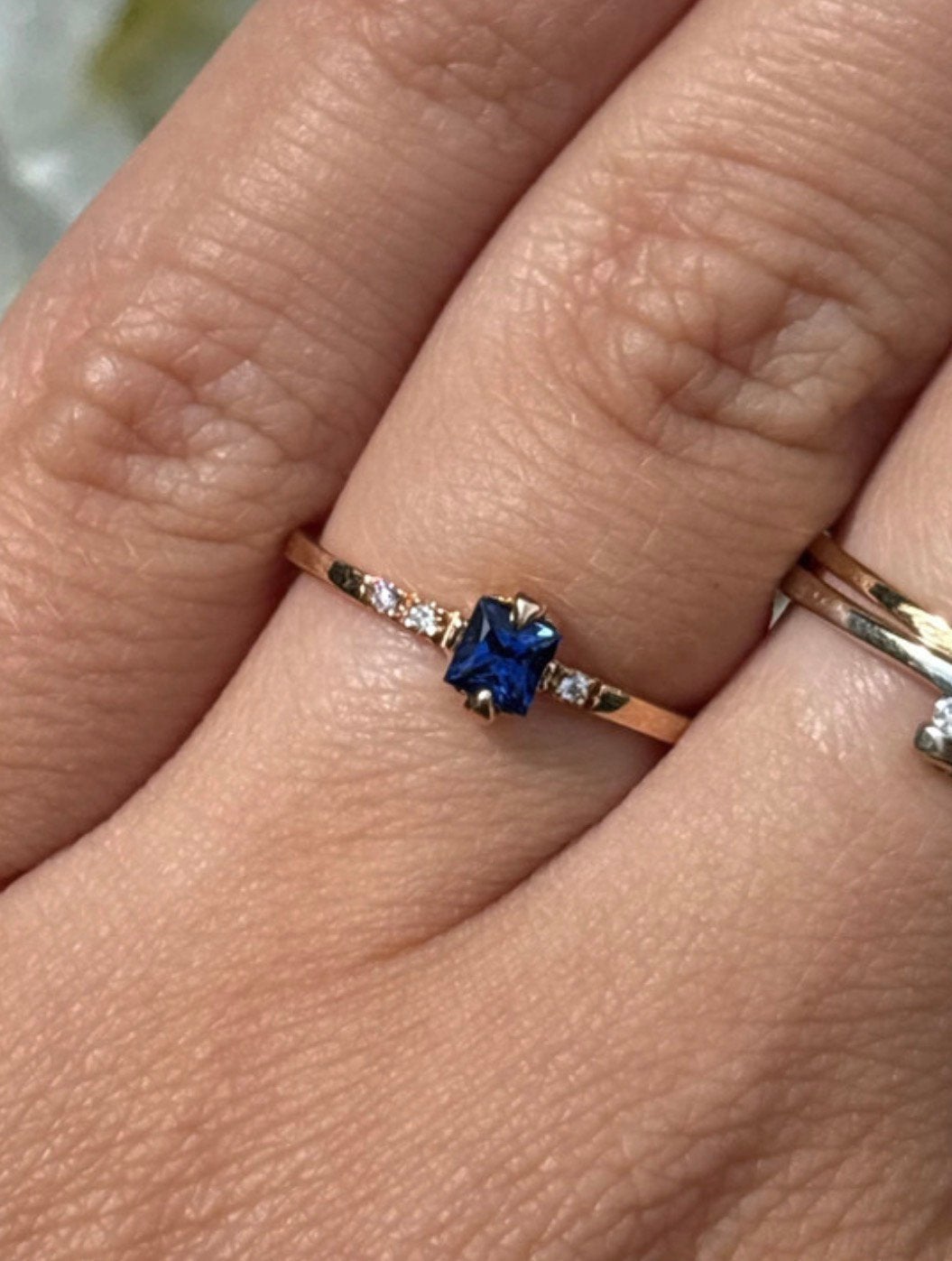 18 karaat rose gouden ring met saffier en diamantjes, Dame, Goud, Met edelsteen, Verzenden