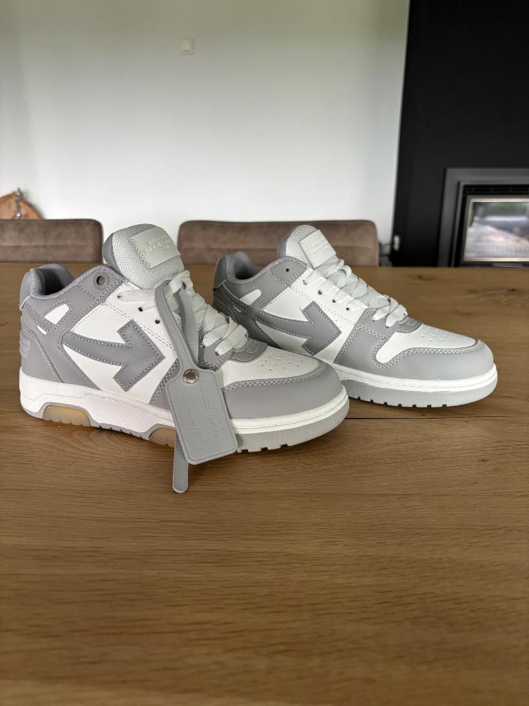 Off-White Out Of Office schoenen | NIEUW, Wit, Nieuw, Ophalen of Verzenden, Sneakers of Gympen
