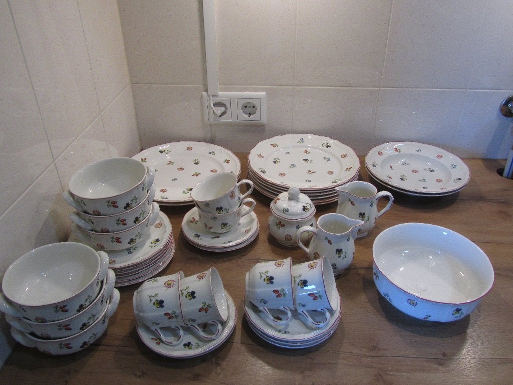 Villeroy en Boch Petite Fleur serviesdelen, Overige typen, Ophalen of Verzenden, Zo goed als nieuw, Overige stijlen