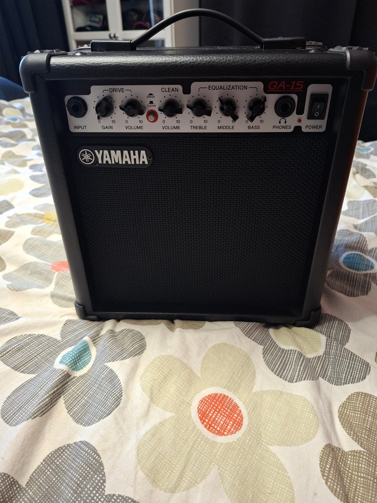Yamaha GA-15 Gitaarversterker - Zo goed als nieuw, Muziek en Instrumenten, Ophalen of Verzenden, Zo goed als nieuw, Gitaar, Minder dan 50 watt