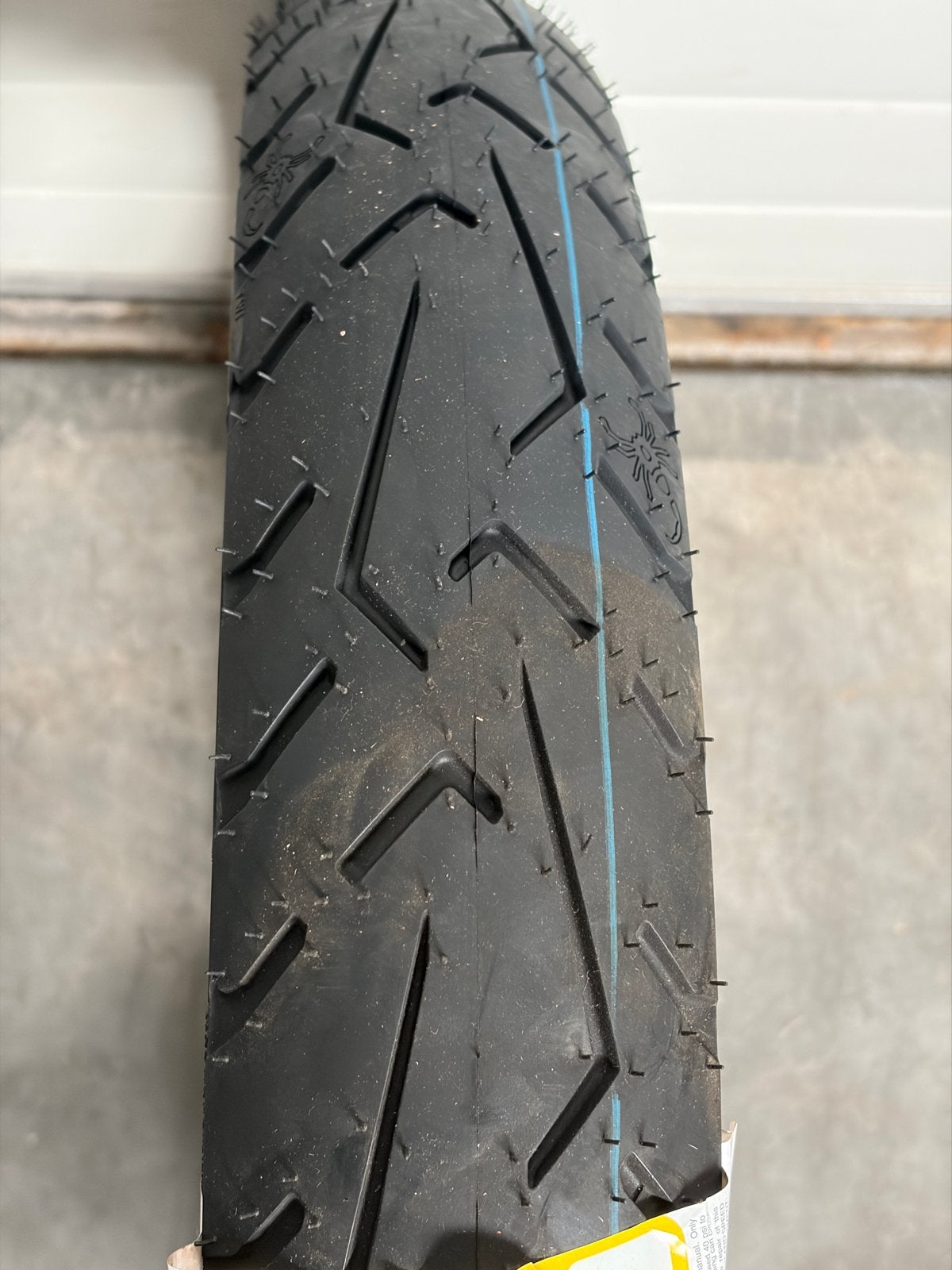 Nieuwe Pirelli Scorpion Trail III 90/90 V21 54V voorband, Motoren, Nieuw, Viale Piero e Alberto Pirelli 25 20126 Milano, Consumer.support@pirelli.com