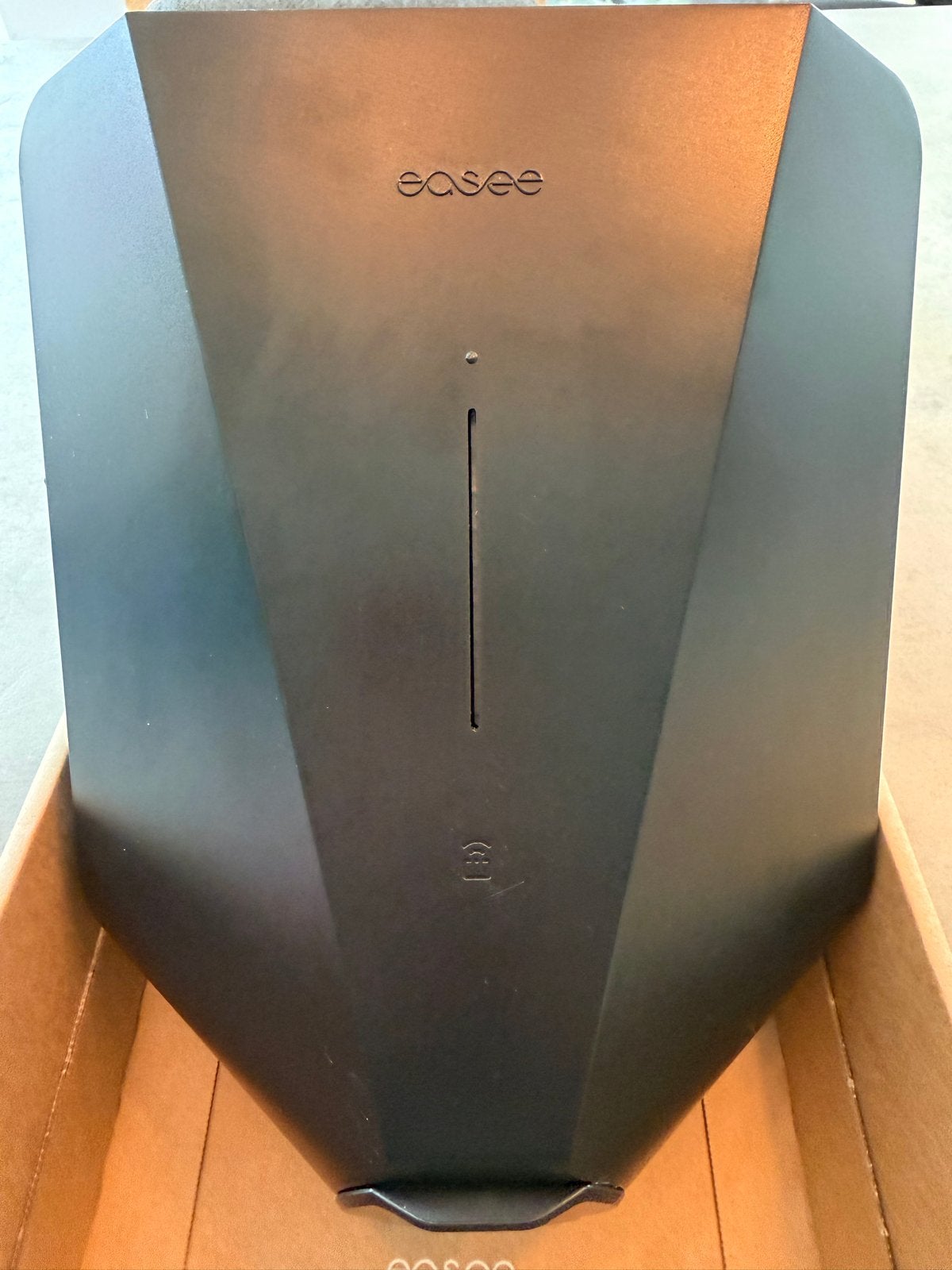 Easee Charge Up 22kw Laadpaal - Zo goed als nieuw, Ophalen of Verzenden, Zo goed als nieuw, Laadpaal
