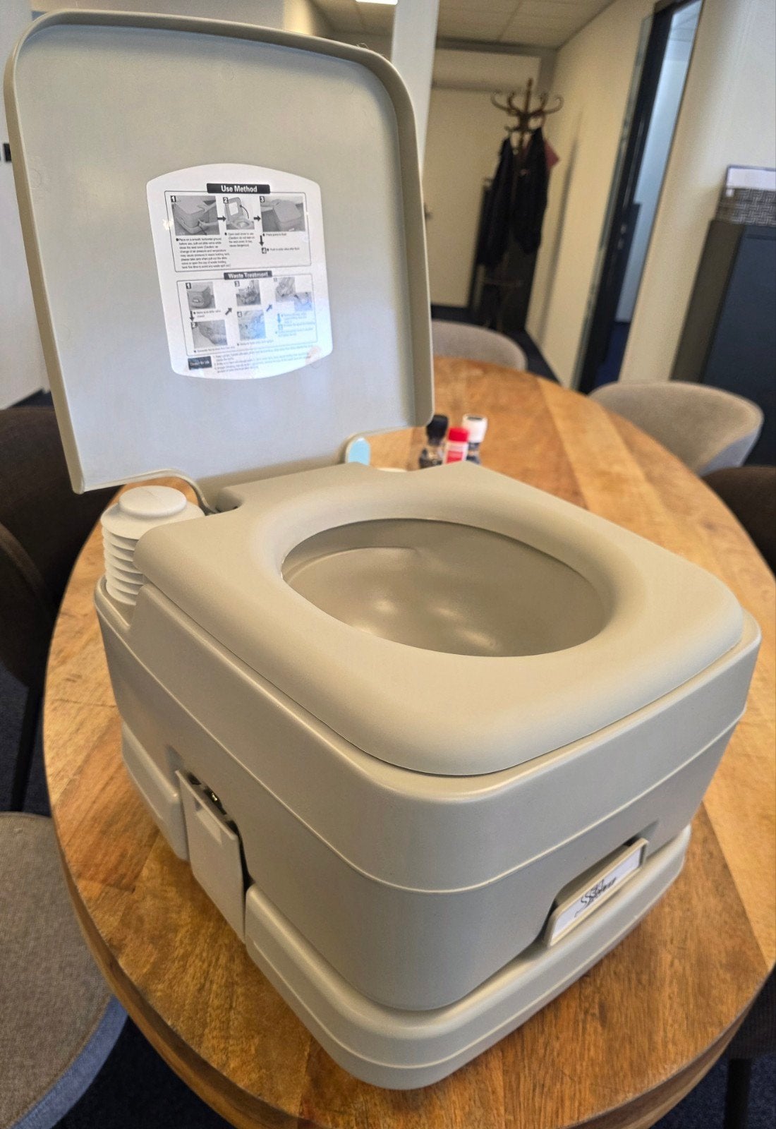 Draagbaar Chemisch Toilet - Ideaal voor Camping & Reizen, Ophalen, Nieuw