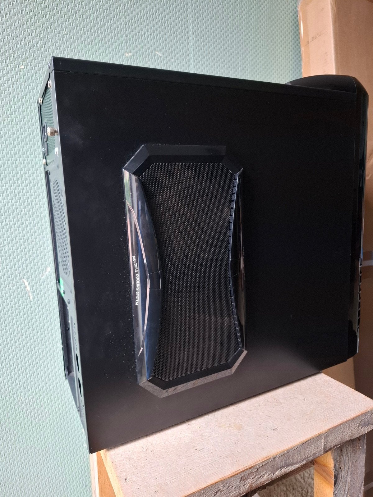 oude game pc | gtx 660 | i7 | 6 gb | 128 gb, Computers en Software, Vintage Computers, Ophalen of Verzenden