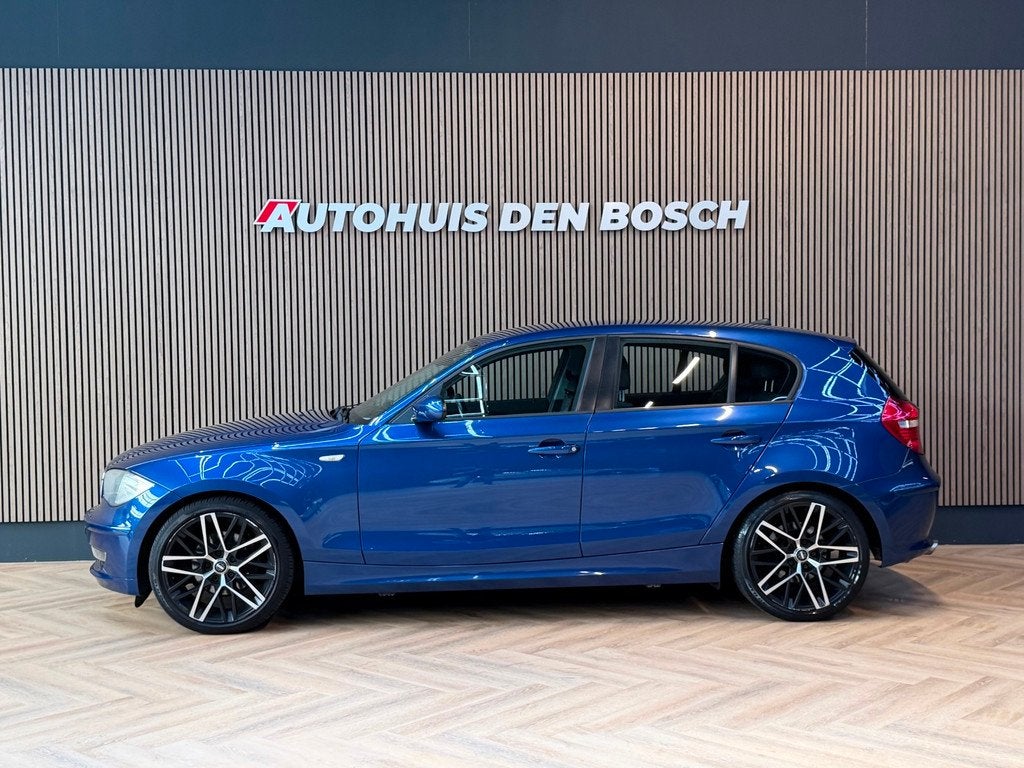 BMW 1-serie 120i Business Line, 4 cilinders, Blauw, 170 pk, Euro 4