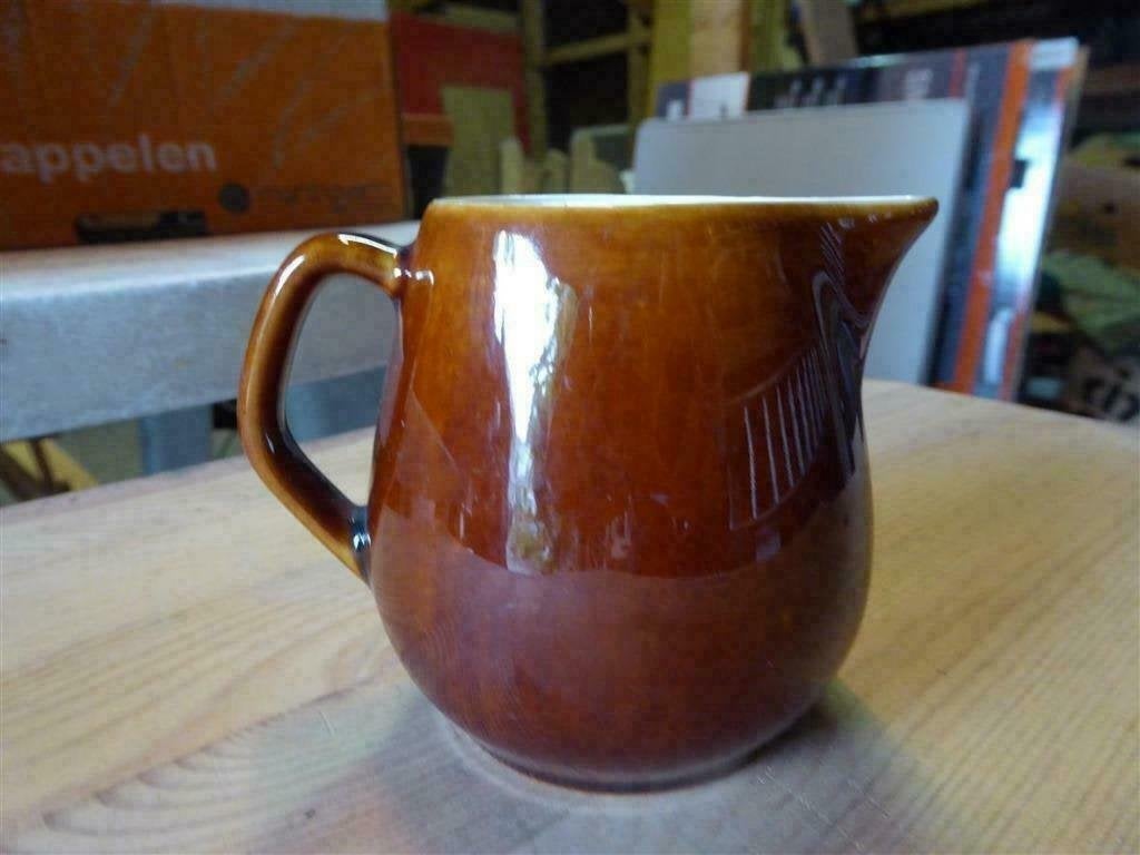 Melkkannetje, Bruin Aaardewerk., Ophalen of Verzenden