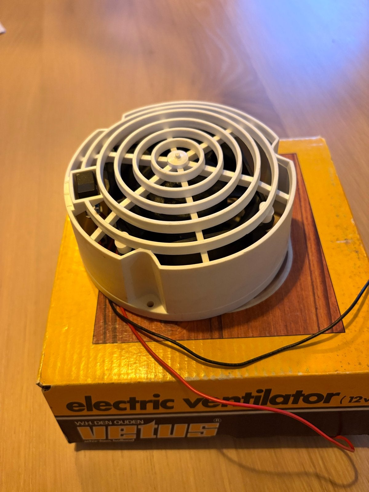 Vetus 12V elektrische ventilator, Ophalen of Verzenden, Gebruikt, Motor en Techniek