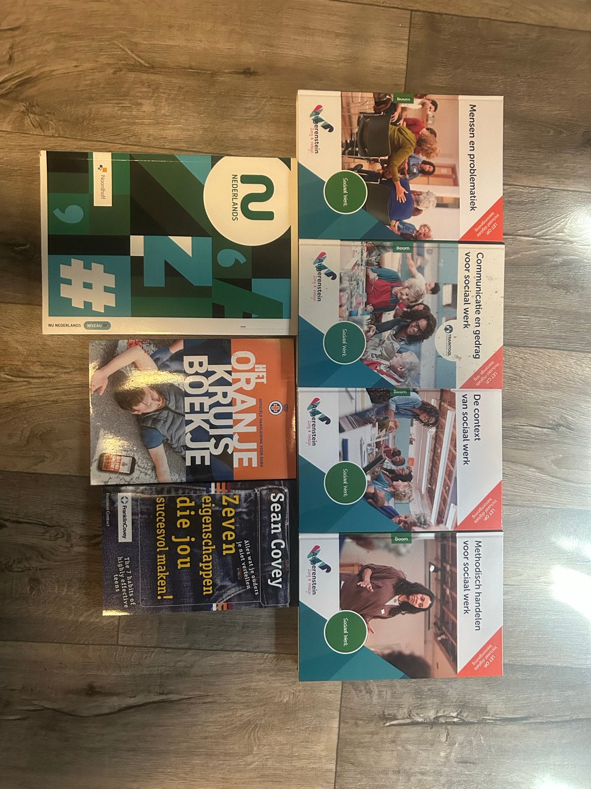 Studieboeken MBO Sociaal Werk niv4, Boeken, Ophalen of Verzenden, Nieuw, Overige niveaus, Overige vakken