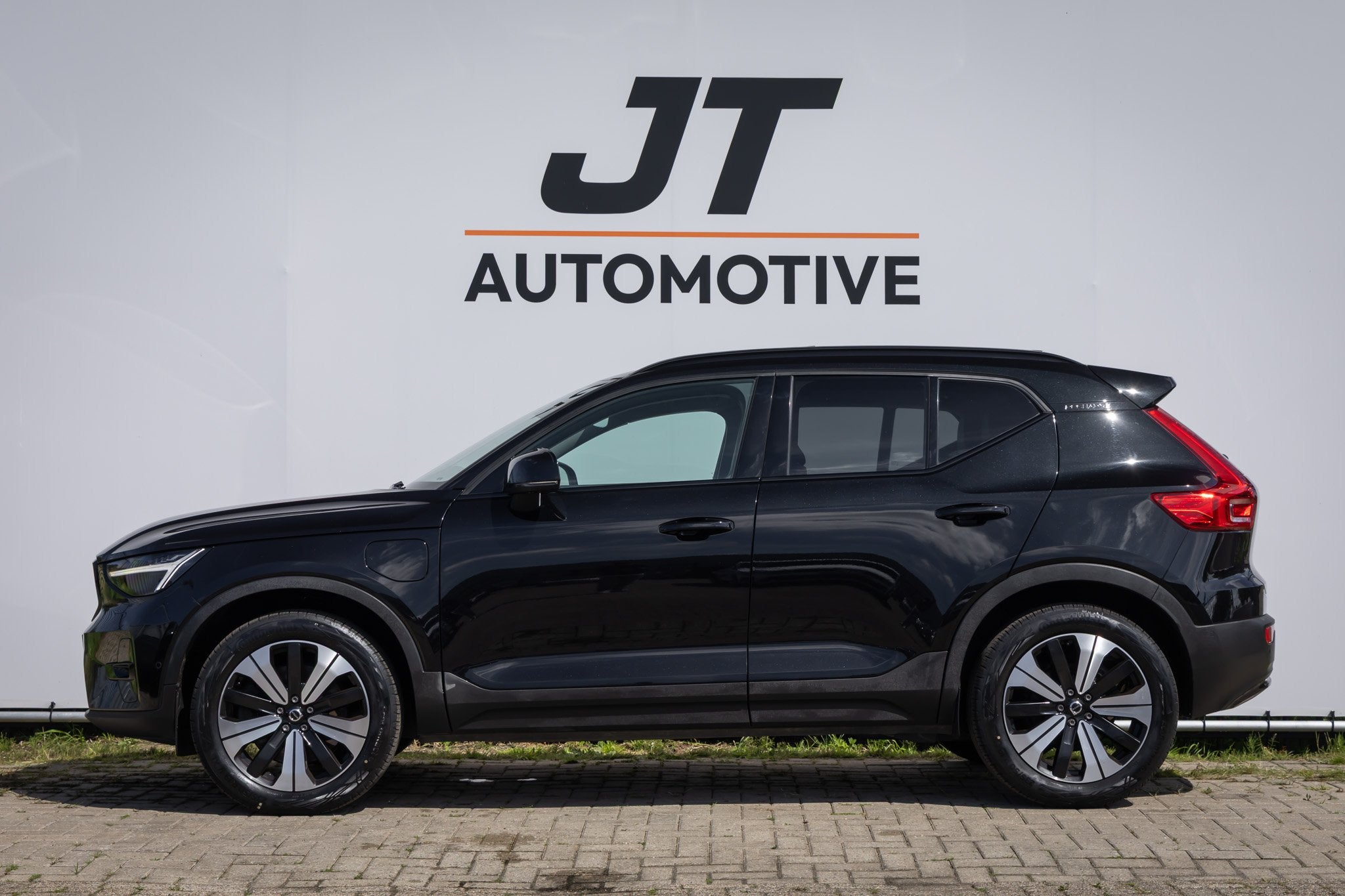 Volvo XC40 1.5 T5 ultimate dark Pano | Harman Cardon | Leder, Auto's, Euro 6, 179 pk, Zwart, Bedrijf