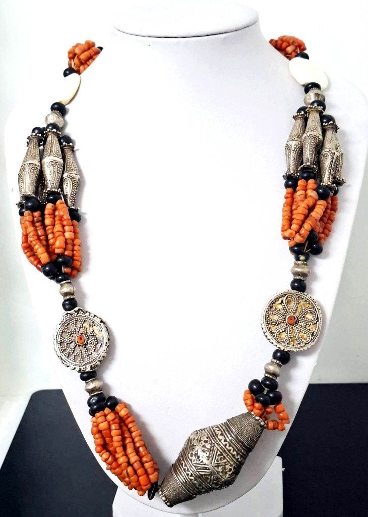Antieke Bruid Ketting Zilver Koraal Tajikistan Oezbekistan, Ophalen of Verzenden, Zilver, Ketting, Met edelsteen
