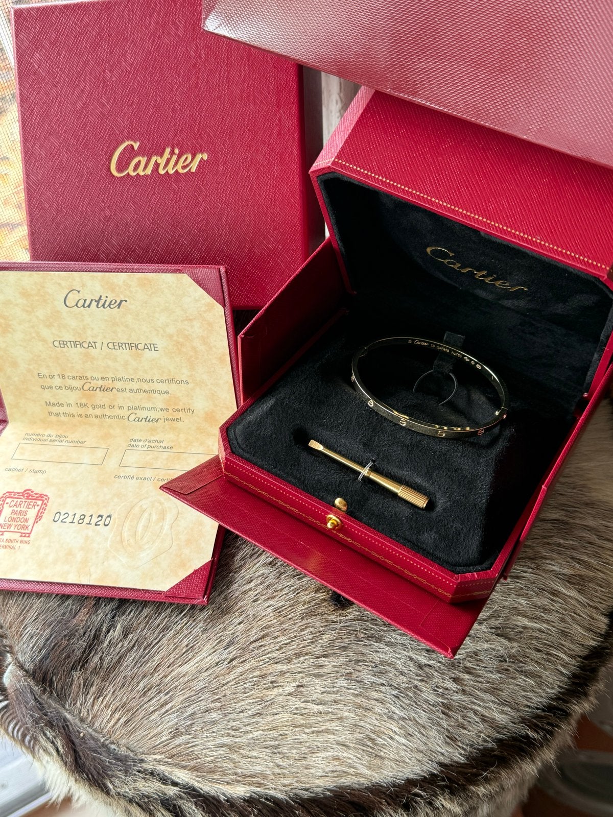 Cartier Love Armband Maat 19 - Nieuwstaat, Sieraden, Tassen en Uiterlijk, Armbanden, Staal, Nieuw, Ophalen of Verzenden, Goud