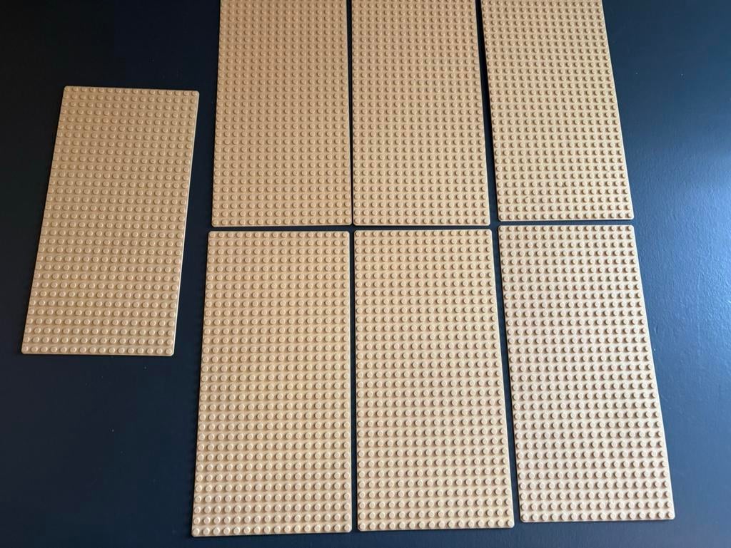 Partij lego platen 16x32 tan, Kinderen en Baby's, Speelgoed | Duplo en Lego, Zo goed als nieuw, Verzenden