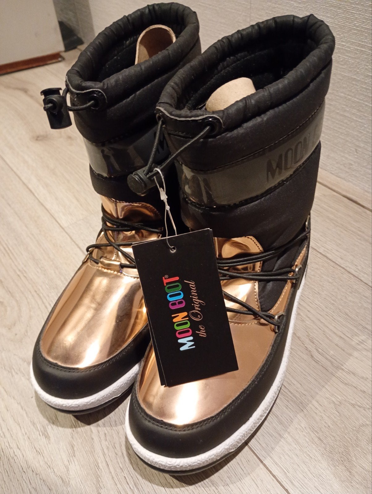 Nieuwe Moon Boots, nooit gebruikt, maat 37, Moon Boot, Ophalen of Verzenden, Nieuw, Snowboots
