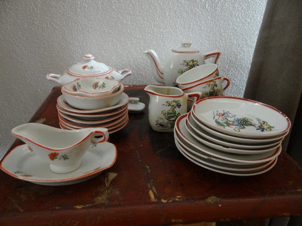 vintage kinderserviesje, Ophalen, Gebruikt