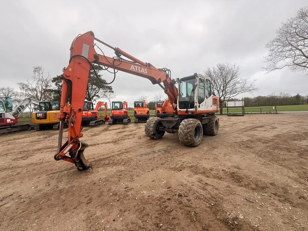 Atlas 1304 (bj 1998), Jansen Machines, Albert@jansen-machines.com, Topperweg 60
3774 LJ  Kootwijkerbroek, Graafmachine