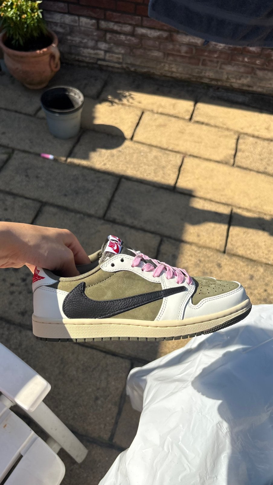 Travis scott olive green maat 39 en maat 38, Ophalen of Verzenden, Zo goed als nieuw, Overige kleuren