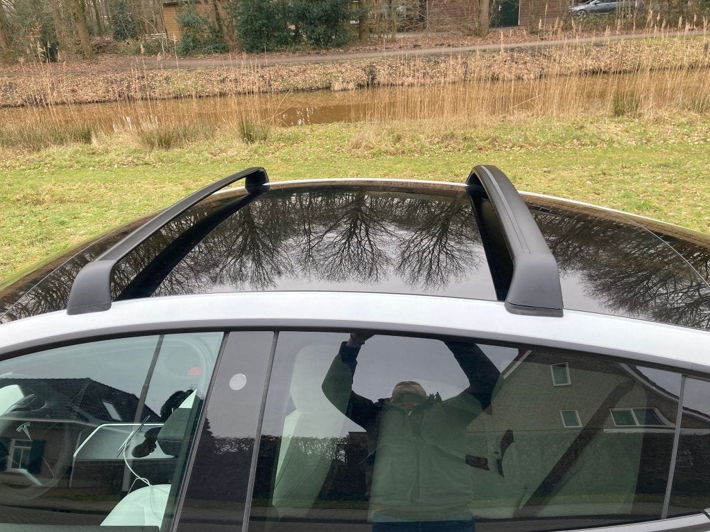 dakdragers Tesla Y incl. montage, eventueel met dakkoffer, Ophalen, Zo goed als nieuw