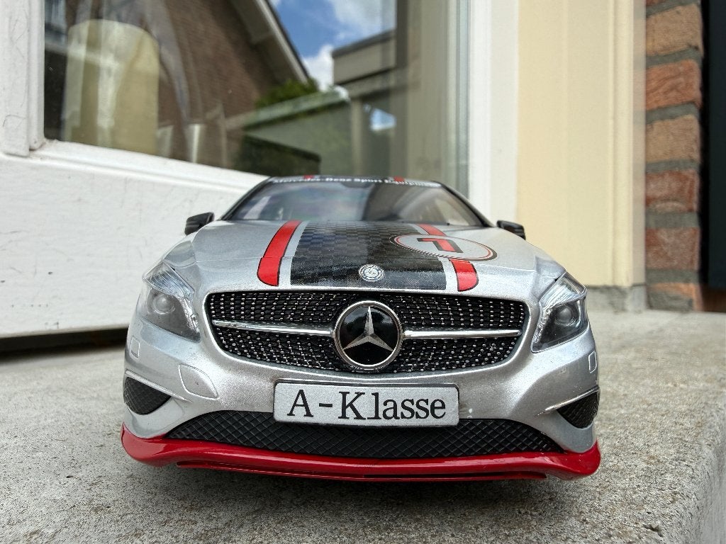 1:18 Mercedes A-Klasse Sport Equipment Polaris zilver Norev, Hobby en Vrije tijd, Modelauto's | 1:18, Auto, Norev, Norev, Zo goed als nieuw