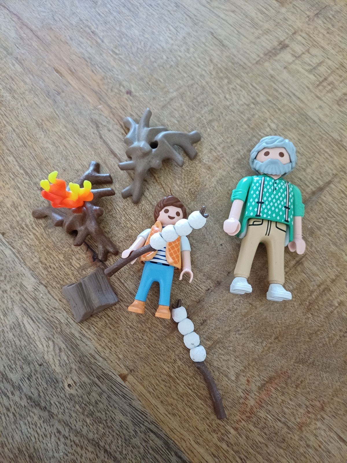 Playmobil kampeerset met figuren en kampvuur, Ophalen of Verzenden, Gebruikt, Jongen of Meisje