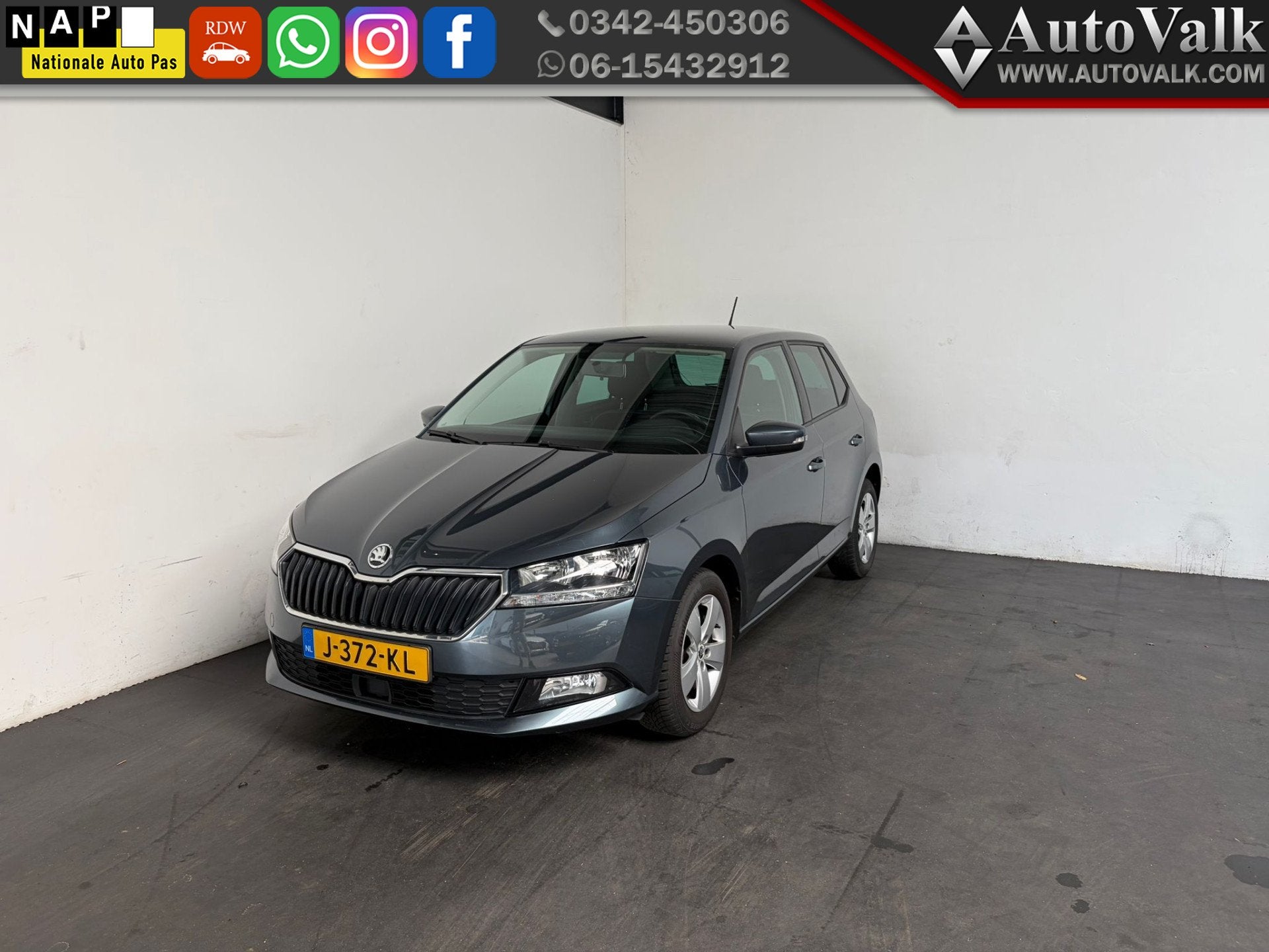 Skoda Fabia 1.0 TSI Ambition. Carplay.1e Eigenaar!, Auto's, Voorwielaandrijving, Gebruikt, Euro 6, Parkeersensor