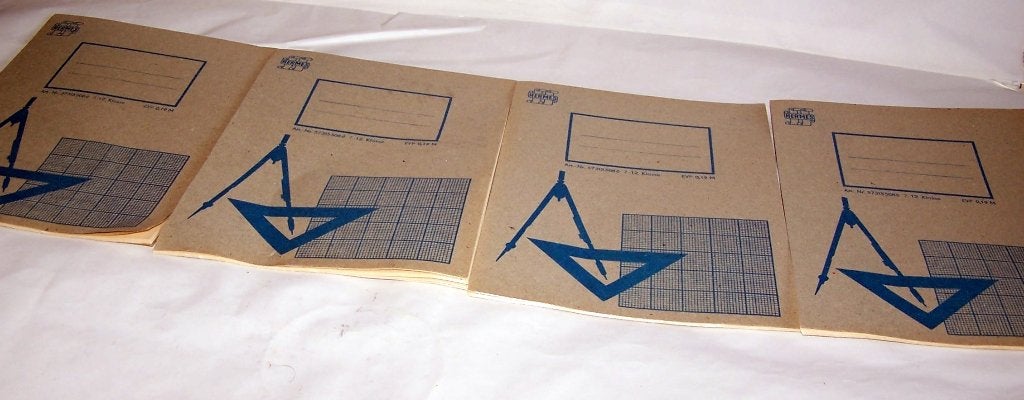 4 vintage schriften met millimeter/grafiek papier. Nieuwst., Diversen, Papierwaren, Ophalen of Verzenden, Zo goed als nieuw