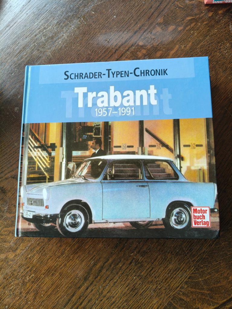Schrader-Typen-Chronik Trabant 1957-1991 Boek, Ophalen of Verzenden, Zo goed als nieuw