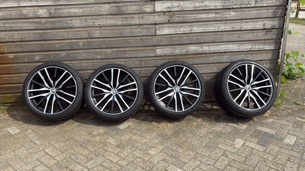 set BMW X5 (G05) of  X6 (G06) 22 inch velgen met zomerband, Gebruikt, Overige maten, Ophalen of Verzenden, Band(en)