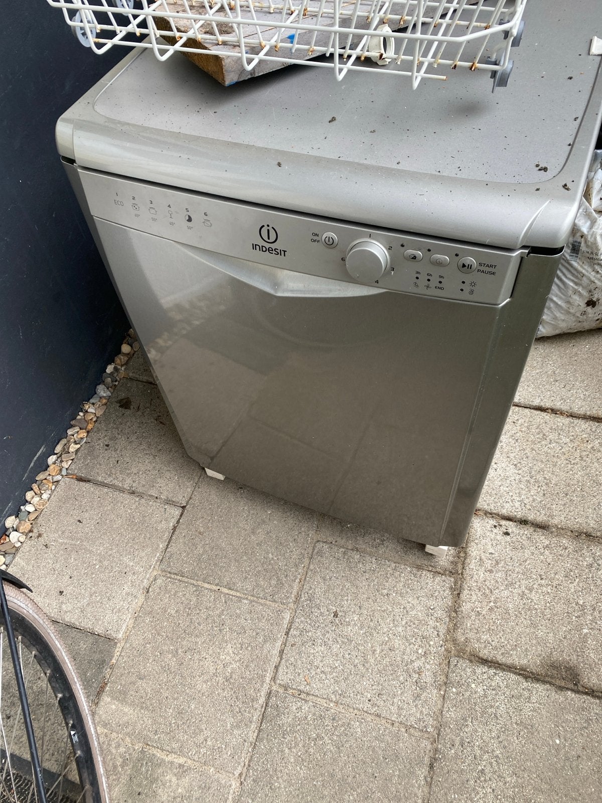 Indesit vaatwasser - defect, gratis af te halen, Ophalen, Niet werkend, Vrijstaand, 60 cm of meer