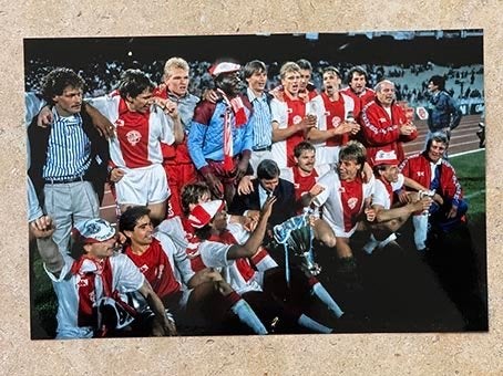 Originele kleurenfoto Ajax team + EC 2 cup Athene 13-05-1987, Verzamelen, Sportartikelen en Voetbal, Verzenden, Nieuw, Ajax, Poster, Plaatje of Sticker