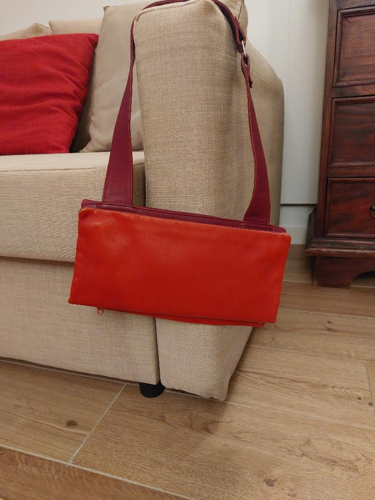 tas van Hester van Eeghen, Sieraden, Tassen en Uiterlijk, Tassen | Damestassen, Verzenden, Zo goed als nieuw, Oranje, Schoudertasje